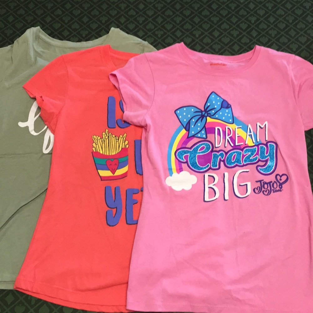Three girls T-shirt size large 10/12